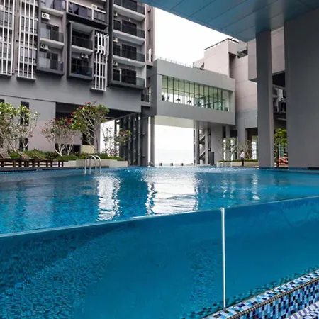 Imperio Residence Seafront By Perfect Host-3